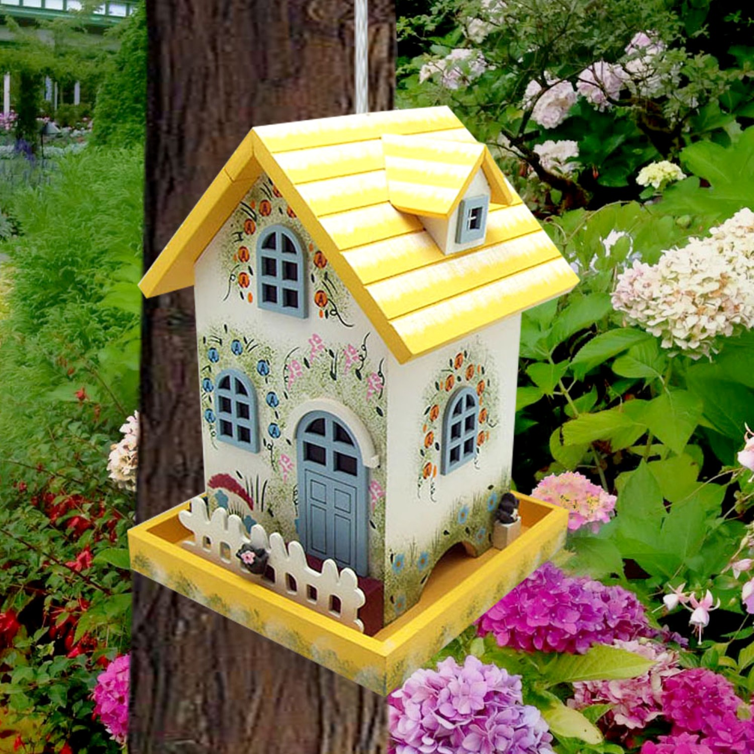 Flower Cottage Birdfeeder